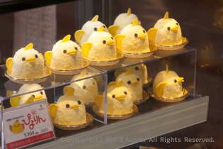 店頭に並ぶぴよりん