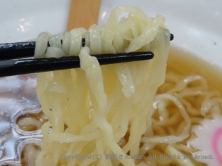 佐野ラーメンの麺はこんな感じ