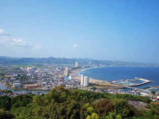 鴨川市