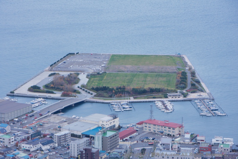 謎の島