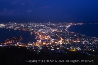 日没直後の函館山